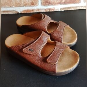 SAS Women's Cozy Slide Sandals Brown Adjustable ~ Size 8 Wide